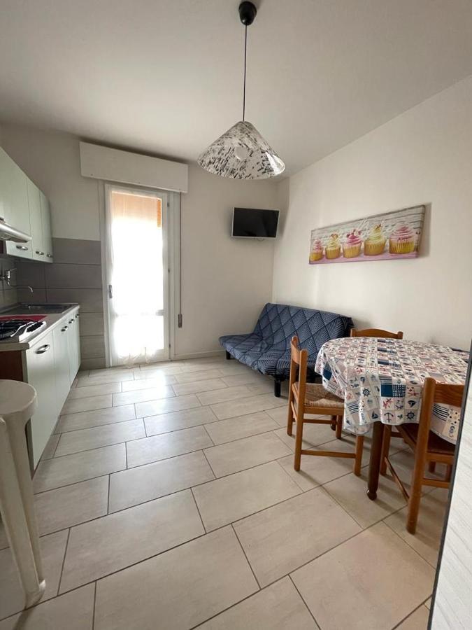 Condominio Michelangelo-Solo Per Famiglie- Walterigato Apartments Jesolo Extérieur photo