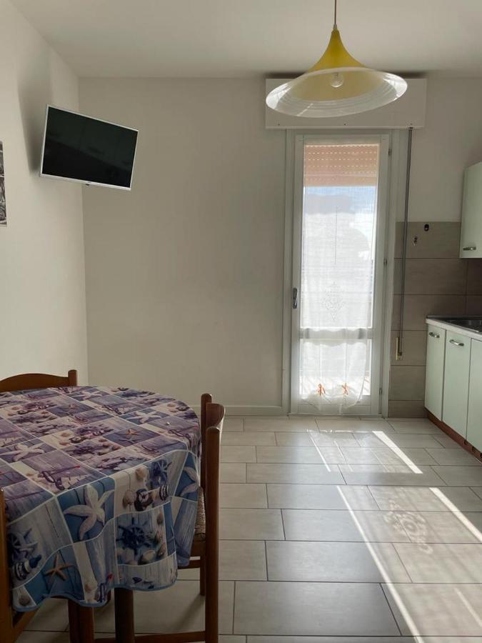Condominio Michelangelo-Solo Per Famiglie- Walterigato Apartments Jesolo Extérieur photo
